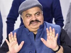 भूटान भाग गया अतीक अहमद का बेटा असद? कई राज्यों में छापेमारी के बाद विदेशी जमीन पर पहुंचीं एजेंसियां