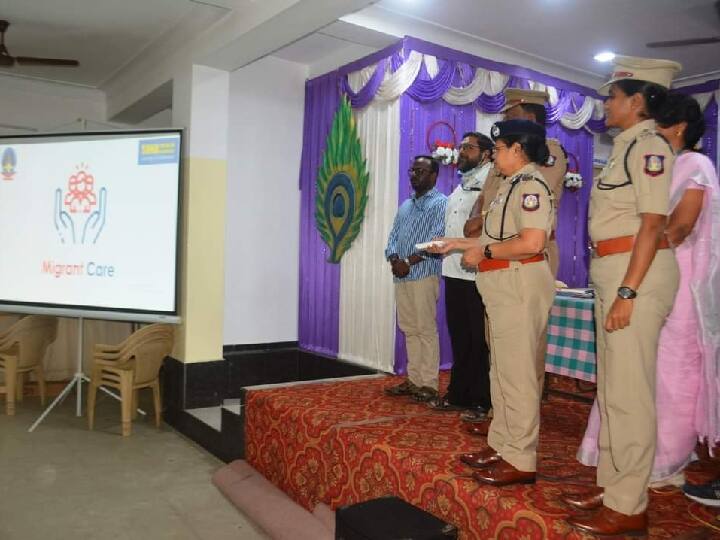 Salem City Police has launched a security application for Indian workers. வட மாநில தொழிலாளர்களுக்கான பாதுகாப்பு செயலியை அறிமுகப்படுத்தியது சேலம் மாநகர காவல்துறை