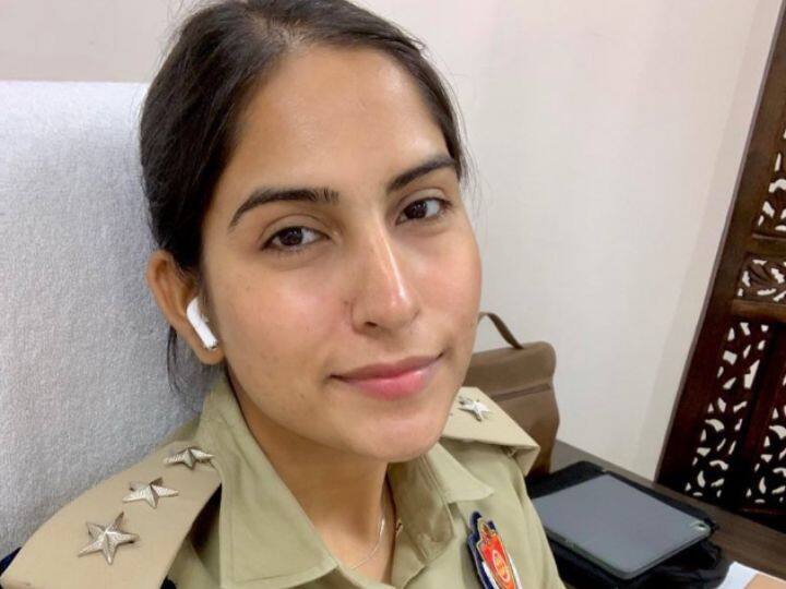 2019 बैच की आईपीएस अधिकारी ने पिछले साल जुलाई में तब सुर्खियां बटोरी थीं, जब वह सत्तारूढ़ आम आदमी पार्टी की लुधियाना दक्षिण विधायक राजिंदरपाल कौर छीना के सामने खड़ी हुई थीं.
