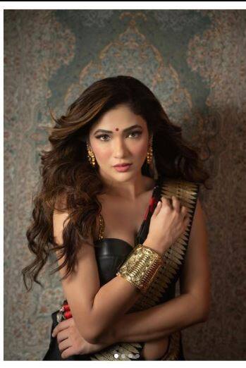 ਰਿਧਿਮਾ ਪੰਡਤ ਹੈ ਕਰੋੜਾਂ ਦੀ ਮਾਲਕਣ