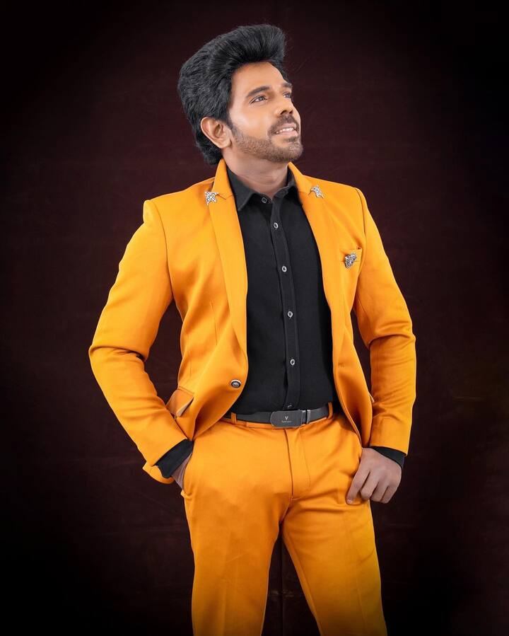 சிறுவயதிலிருந்தே பெரிய நடிகராக வேண்டும் என்று கணவு கண்டவர் இவர்