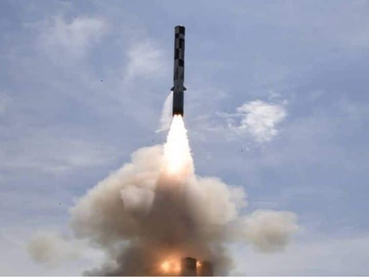 north korea ballistic missile test towards japan sea says south korea millitary North Korea Missile Test: हरकतों से बाज नहीं आ रहा नॉर्थ कोरिया! जापान के समुद्र की तरफ दागी बैलिस्टिक मिसाइल