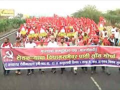 Long March :  इगतपुरीच्या घोटी गावात 'लाल वादळ', किसान सभेचा लाँग मार्च मुंबईच्या दिशेनं