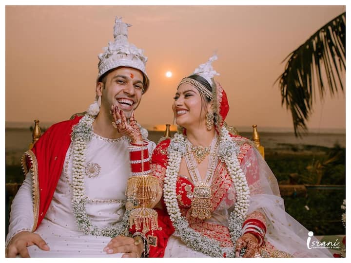 Yeh Hai Mohabbatein actor Krishna Mukherjee married her boyfriend Chirag Batliwalla, a sailor, in a traditional Bengali wedding ceremony in Goa.