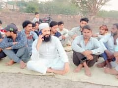 सीएम का आश्वासन भी नहीं आया काम, अबतक फरार हैं जुनैद-नासिर के हत्यारे, धरने पर बैठा परिवार