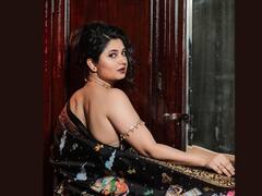 Prajakta Mali Latest Pics : प्राजक्ताचा ग्लॅमरस अंदाज; चाहते घायाळ!