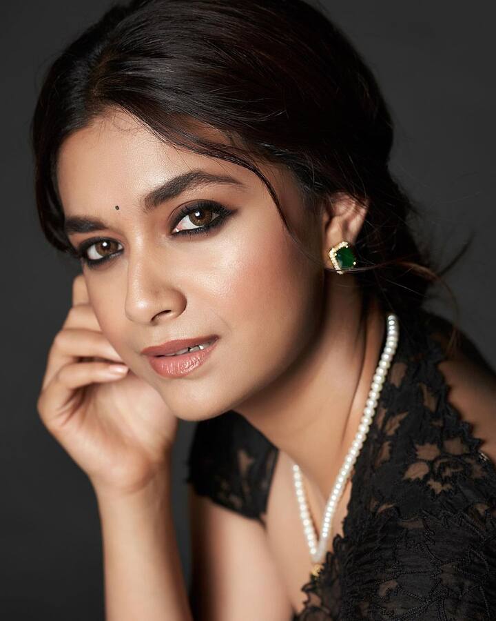 నటి కీర్తి సురేష్ తాజా ఫొటోలు. - Images Credit: Keerthy Suresh/Instagram