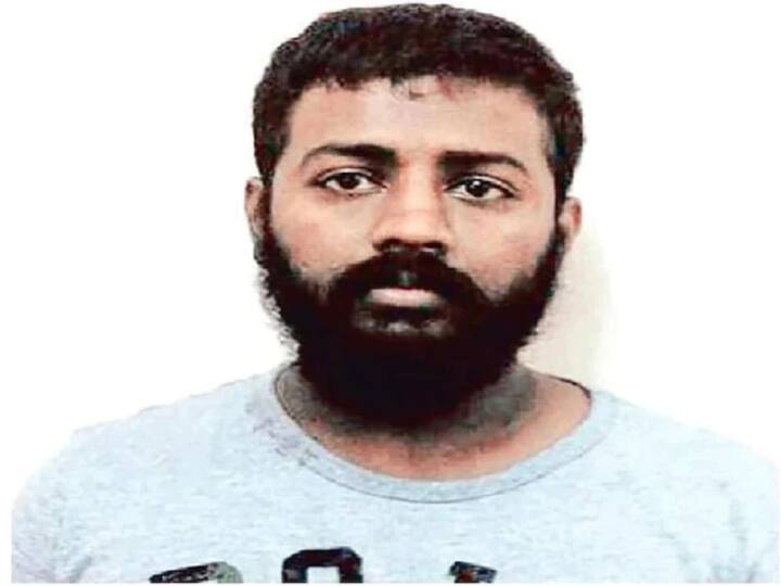 सुकेश चंद्रशेखर  200 कोटी रुपयांच्या मनी लॉंडिंग प्रकरणात जॅकलिन फर्नांडिस आणि नोरा फतेहीची ईडीकडून चौकशी सुरु आहे.