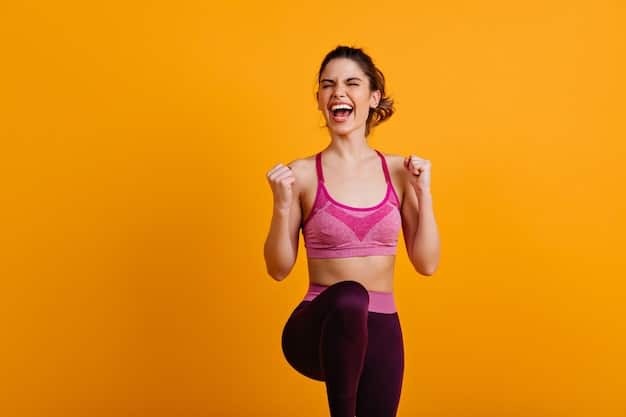 वेट होता है कम:  जितना लोग डांस को एंजॉय करते हैं उतना ही यह फायदेमंद भी है. खासतौर पर उन लोगों के लिए जो अपना वजन कम करना चाहते हैं. डांस एक बेहतरीन एक्सरसाइज मानी गई है क्योंकि इसमें अच्छी खासी कैलोरी बर्न होती है और तेजी से वजन कम होता है.