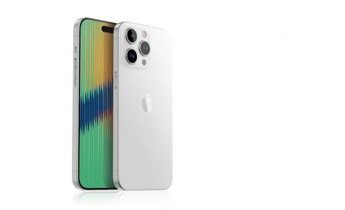 iPhone में 6.2 इंच से बड़ी डिस्प्ले मिल सकती है, जिसका मतलब है कि फोन में बड़ी बैटरी भी दी जा सकती है. अपकमिंग आईफोन 14 में डुअल कैमरा के लिए फ्लैट किनारे और चौकोर रियर कैमरा मॉड्यूल देखने को मिल सकता है.