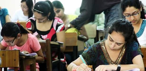 GSEB Exam 2023: GSEB Exam 2023: Gujarat Board Class 10, 12 examinations commence on March 14 GSEB Exam 2023: ગુજરાતમાં  આજથી ધોરણ 10 અને 12ની બોર્ડની પરીક્ષાનો પ્રારંભ, 16.49 લાખ વિદ્યાર્થી આપશે પરીક્ષા