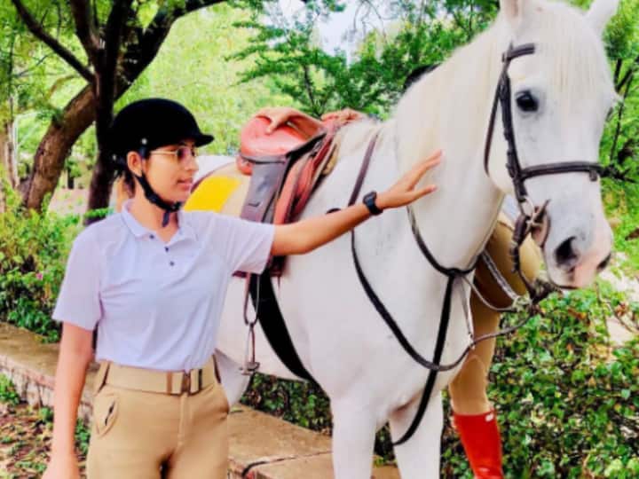 ज्योति यादव द्वारा अपने इंस्टाग्राम पर शेयर की गई फोटोज से लगता है कि उन्हें घुडसवारी का भी काफी शौक है.