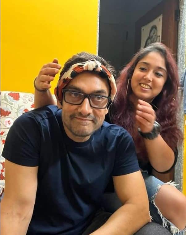 आमिर खान अपने कॉम्फी घर में अक्सर फैमिली के साथ क्वालिटी टाइम स्पेंड करते हैं.