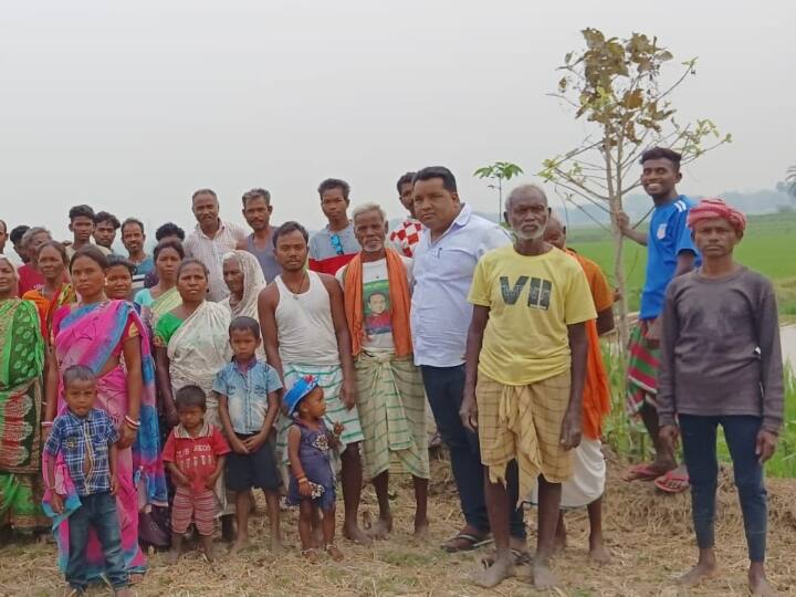 Jamshedpur: झारखंड में 'कुंवारों का गांव', कोई नहीं करना चाहता अपनी बेटी की शादी, हैरान कर डालेगी वजह Baradahar village of Jharkhand yearns for basic facilities, called kunwaron ka gaon ann Jamshedpur: झारखंड में 'कुंवारों का गांव', कोई नहीं करना चाहता अपनी बेटी की शादी, हैरान कर डालेगी वजह