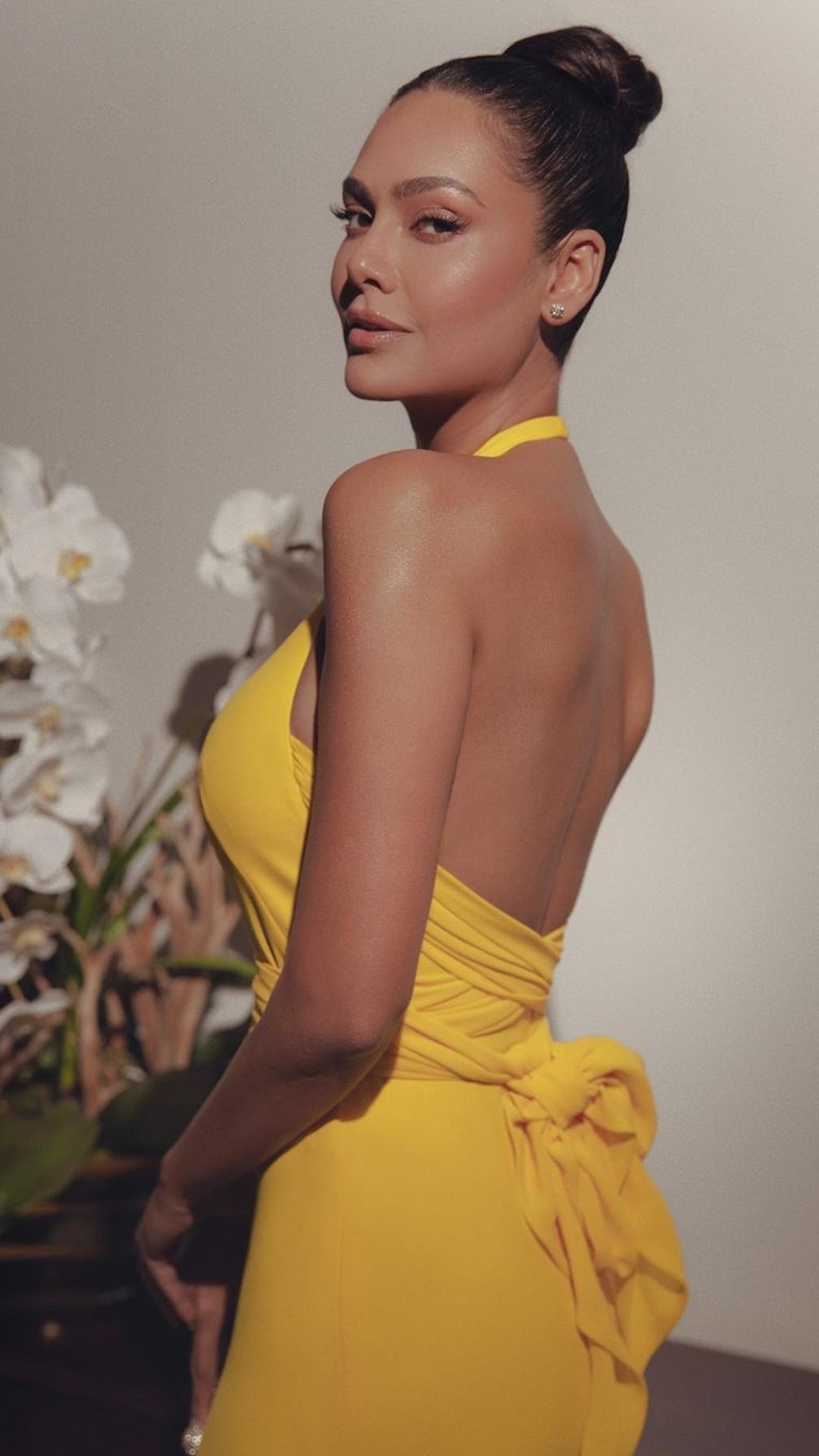 Esha Gupta Sizzles In A Yellow Dress