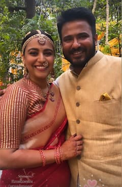 Swara Bhaskar Channels Telugu Bride, Dances At Mehndi Function | SEE PICS