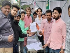 Photo : नामांतराविरोधात आणि समर्थनात अर्ज दाखल करण्यासाठी मोहीम