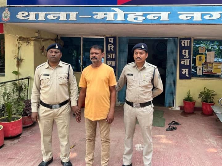 rape case in durg accused arrested threat acid attack Mohan Nagar police station Chhattisgarh ann Durg Rape: रेप केस में जेल से बाहर आए आरोपी ने होली के दिन फिर उसी पीड़िता से किया Rape, एसिड अटैक की दी थी धमकी