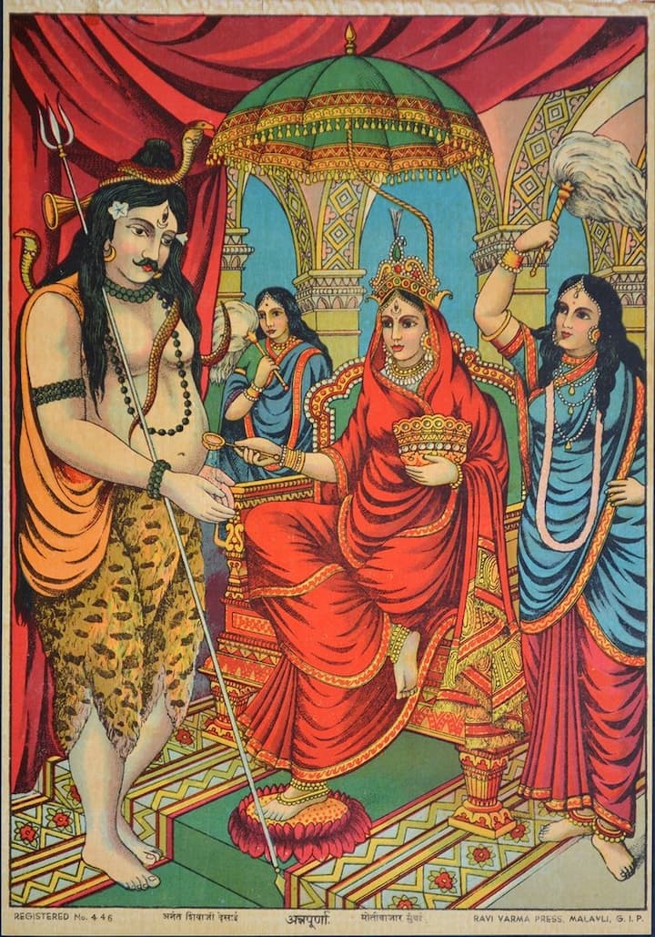 চৈত্র মাসের শুক্লা অষ্টমী তিথিতে বাংলায় পূজিতা হন দেবী অন্নপূর্ণা। বাসন্তী দুর্গা অষ্টমীতে দেবীর আরেক রূপ এই অন্নপূর্ণার পুজো করা হয়। অন্নপূর্ণা দেবী হলেন দ্বিভূজা। মস্তকে নবচন্দ্র, একপাশে ভূমি, অন্যপাশে শ্রী। নৃত্যপরায়ণ শিবকে দেখে যিনি সন্তুষ্ট হন।