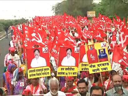 किसान सभेच्या (Kisan Sabha) शेतकरी लाँग मार्चचा (long march) आज तिसरा दिवस आहे. मोर्चा मुंबईच्या (Mumbai) दिशेनं येत आहे.