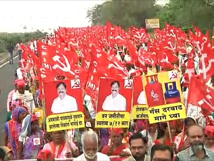 किसान सभेच्या (Kisan Sabha) शेतकरी लाँग मार्चचा (long march)  आज तिसरा दिवस आहे. मोर्चा मुंबईच्या (Mumbai) दिशेनं येत आहे.