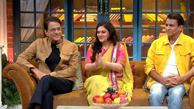 इतना ही नहीं अगर कभी भी पब्लिक में अरुण गोविल या फिर दीपिका चिखलिया लोगों को मिल जाते हैं तो वह उनके पैर छूने लग जाते हैं. इतना ही नहीं सभी के दिलों में अरुण गोविल और दीपिका चिखलिया के लिए काफी ज्यादा अहम स्थान है.