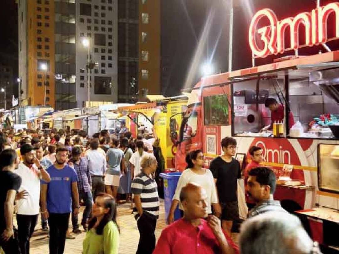 Chennai Food Street : உணவு பிரியர்களுக்கு ஒரு ஹேப்பி நியூஸ்.. சென்னைல ‘ஃபுட் ஸ்ட்ரீட்’  வரப்போகுது.. எங்கே எப்போன்னு தெரியுமா? முழு விவரம் இதோ..