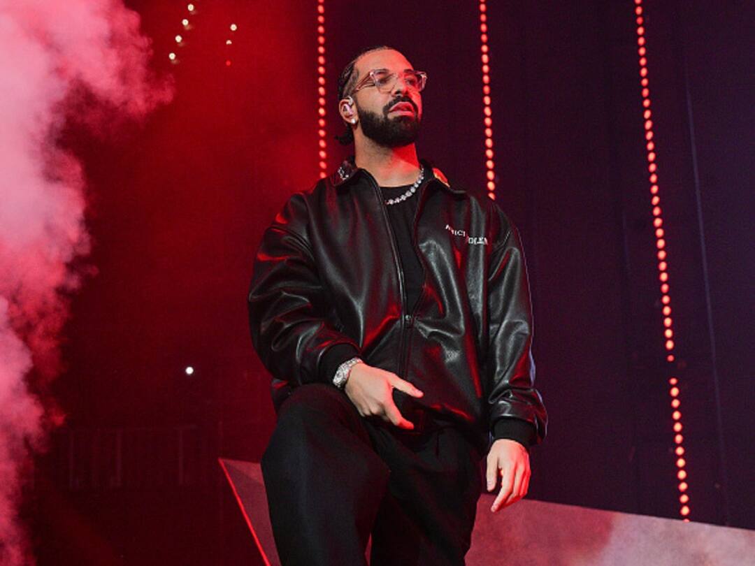 Drake Announces Dates For 'It's All Blur Tour' With 21 Savage. Details Inside Drake Announces Dates For 'It's All Blur Tour' With 21 Savage. Details Inside