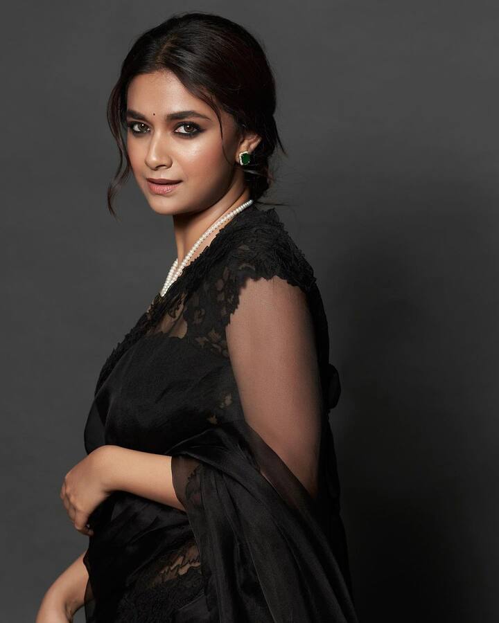 నటి కీర్తి సురేష్ తాజా ఫొటోలు. - Images Credit: Keerthy Suresh/Instagram