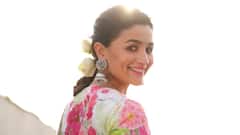 কাঁধে মাথা রাখতে গিয়ে লজ্জায় লাল, রণবীর কপূরের নায়িকা হয়েই বলিউডে পা রাখার কথা ছিল আলিয়ার