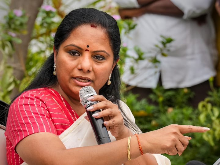 Supreme Court Rejects BRS Leader K Kavita Petition Against ED Summons Hearing Moved To March 24 SC Refuses Urgent Hearing Of K Kavitha’s Plea Against ED Summons, Schedules Hearing For March 24