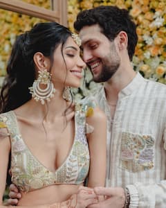 Alanna Panday Wedding: हल्दी सेरेमनी में अपने दूल्हे पर प्यार लुटाती दिखीं अलाना पांडे, देखिए कपल की रोमांटिक तस्वीरें