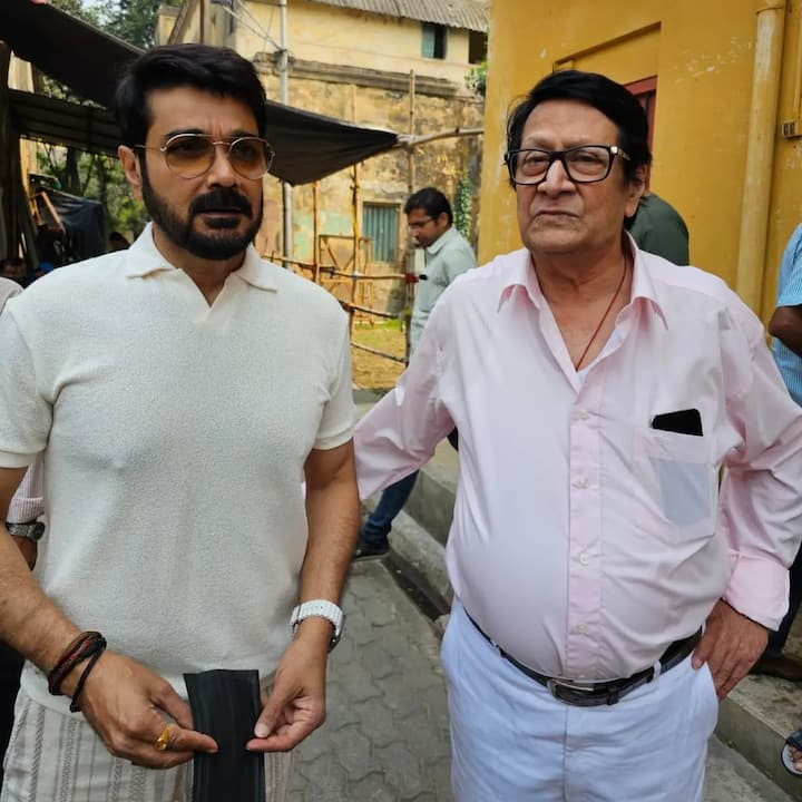 সম্প্রতি প্রসেনজিৎ চট্টোপাধ্য়ায় নিজের ইন্সটাগ্রাম প্রোফাইলে শেয়ার করেন এই কর্মসূচীর বেশ কিছু ছবি।
