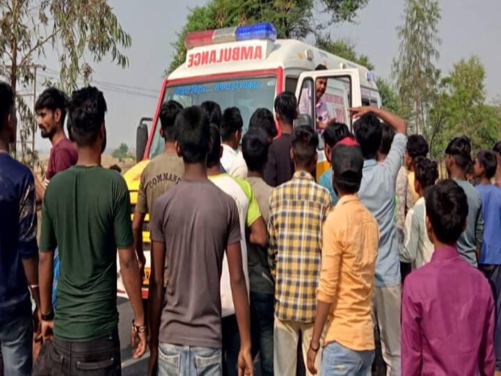 Banka News: Ruckus created after the murder of a farmer in Banka, angry villagers created ruckus by blocking the road