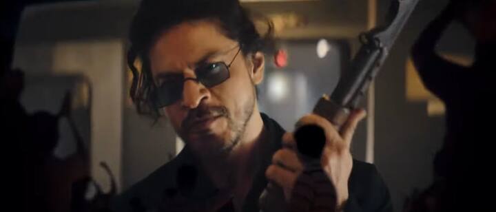 பல தடைகளைத் தாண்டி பதான் படம் திரையிடப்பட்டது