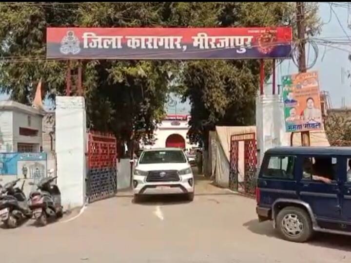 Mirzapur UP Minister Dharamveer Prajapati said About Strict action against jail personnel ANN Mirzapur: मंत्री धर्मवीर प्रजापति बोले- 'नियमों से खिलवाड़ करने वाले जेलकर्मियों के खिलाफ होगी सख्त कार्रवाई'
