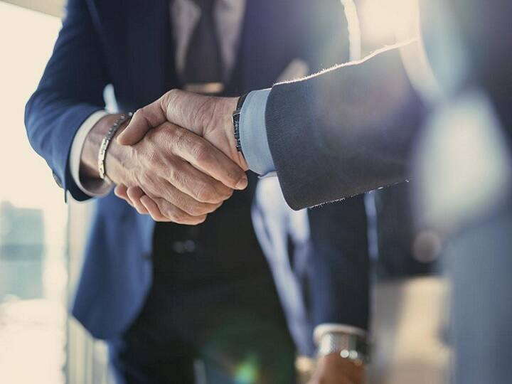 Merger and acquisitions deals in February slows down by 60 percent Grant Thornton report M&A Deals: कम हुए विलय व अधिग्रहण के सौदे, फरवरी में आई इतनी गिरावट