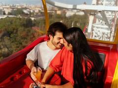 क्या होती है वीकेंड मैरिज, जिसमें शादी होती है मगर आप सिंगल रह सकते हैं...