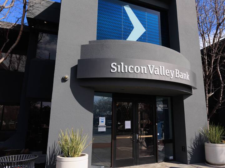 Silicon Valley Bank Crisis New CEO Urges Venture Capital Clients To Move Deposits Back SVB Impact On Oil Prices Gold SVB Crisis: New CEO Urges Venture Capital Clients To Move Deposits Back—Key Developments