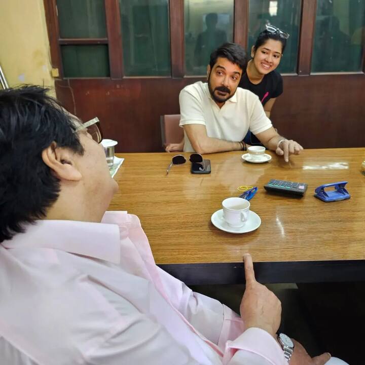 পাশাপাশি অনেকদিন পর দেখা মিলল অভিনেত্রী রূপা গঙ্গোপাধ্য়ায়েরও।
