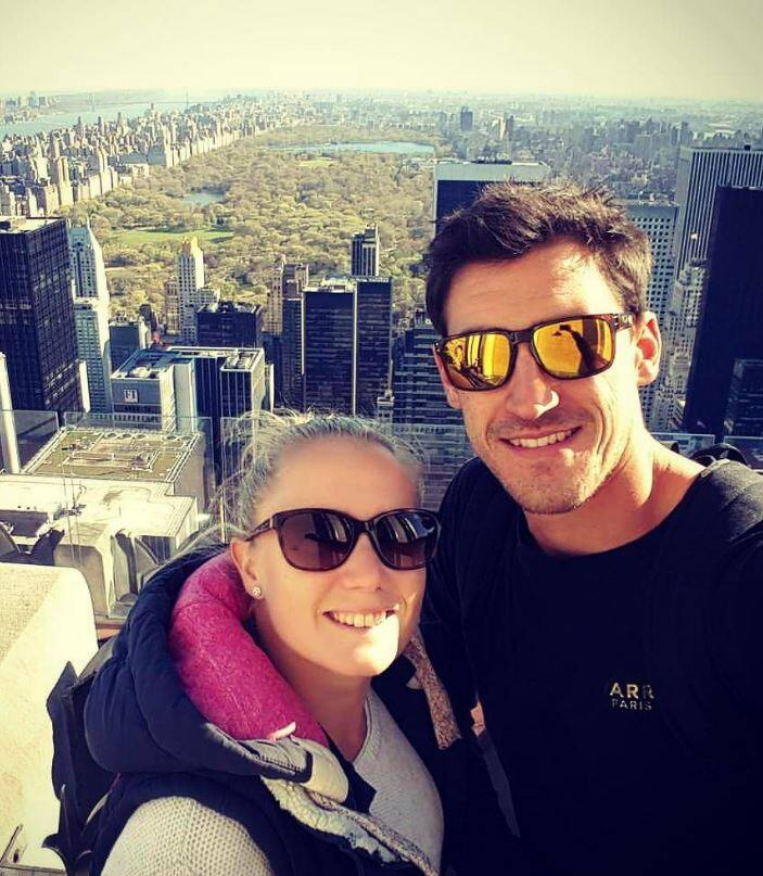 એલિસા ઓસ્ટ્રેલિયન રાષ્ટ્રીય ટીમનું પ્રતિનિધિત્વ કરે છે અને તેના નેતૃત્વમાં ટીમને મોટી સફળતા અપાવી છે.