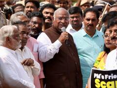 'Adani & Modi's Relation Should Be Probed': Kharge During Protest March To ED Office