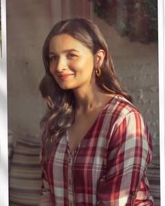 Alia Bhatt Net Worth: महंगी कारें, करोड़ों के घर से लेकर प्रोडक्शन हाउस तक, करोड़ों में है आलिया भट्ट की नेटवर्थ