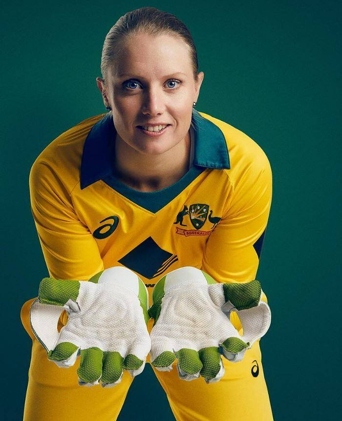 એલિસા હીલી 6 વખત T20 વર્લ્ડ કપ ચેમ્પિયન ટીમનો ભાગ રહી ચૂકી છે. આ દરમિયાન તેણે ઘણી વખત ટીમની કેપ્ટનશીપ પણ સંભાળી છે.