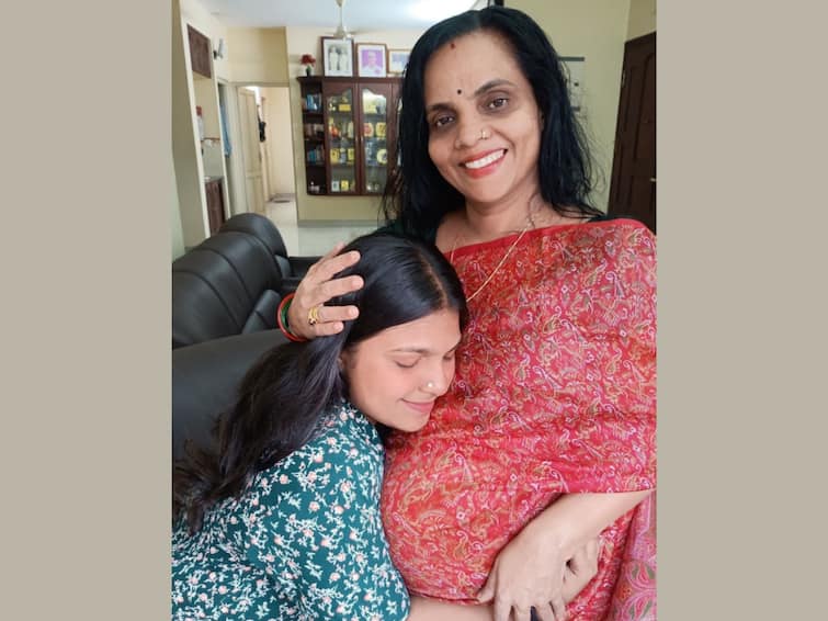 'Amma Is Pregnant': 23-Year-Old Narrates How A Phone Call Changed Her Life In A Viral Post 'Amma Is Pregnant': 23-Year-Old Narrates How A Phone Call Changed Her Life In A Viral Post