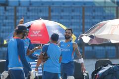 PHOTOS: विराट कोहली से लेकर रोहित शर्मा तक, भारतीय खिलाड़ियों के ये हैं 'चीट फूड'