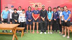 বিরাটের পেপ টকেই কি অবশেষে জয়ের মুখ দেখলেন স্মৃতিরা?