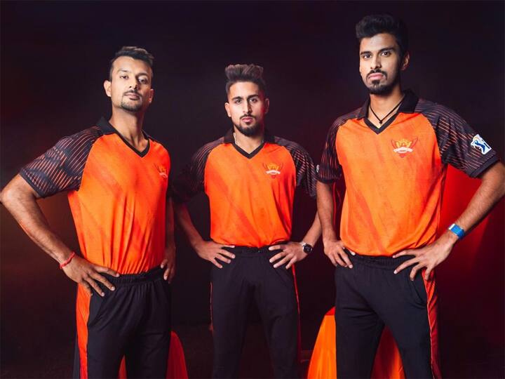 Sunrisers Hyderabad Revealed Their New Jersey For IPL 2023 Season watch video SRH New Jersey: ఆరెంజ్‌ ఆర్మీ ఫైర్‌ ఇది! కొత్త జెర్సీ విడుదల చేసిన సన్‌రైజర్స్‌!