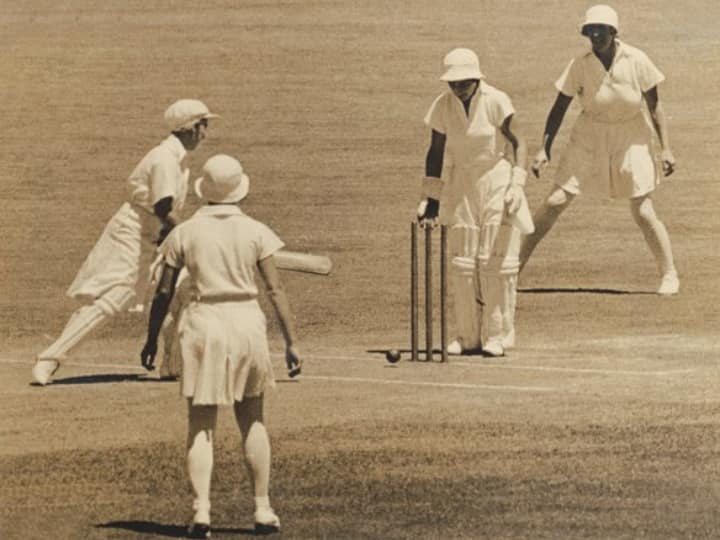 How did womens cricket started in the world when the first match played know everything here Cricket Story: कैसे हुई थी महिला क्रिकेट की शुरुआत, कब खेला गया था पहला मुकाबला, जानिए सबकुछ