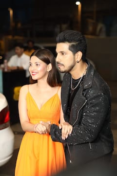 Celebs Attend Pandya Store Actor Kanwar Dhillon's Birthday Bash - See Pics